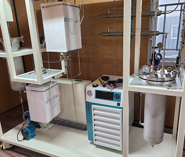 CATALYTIC REACTION SYSTEM